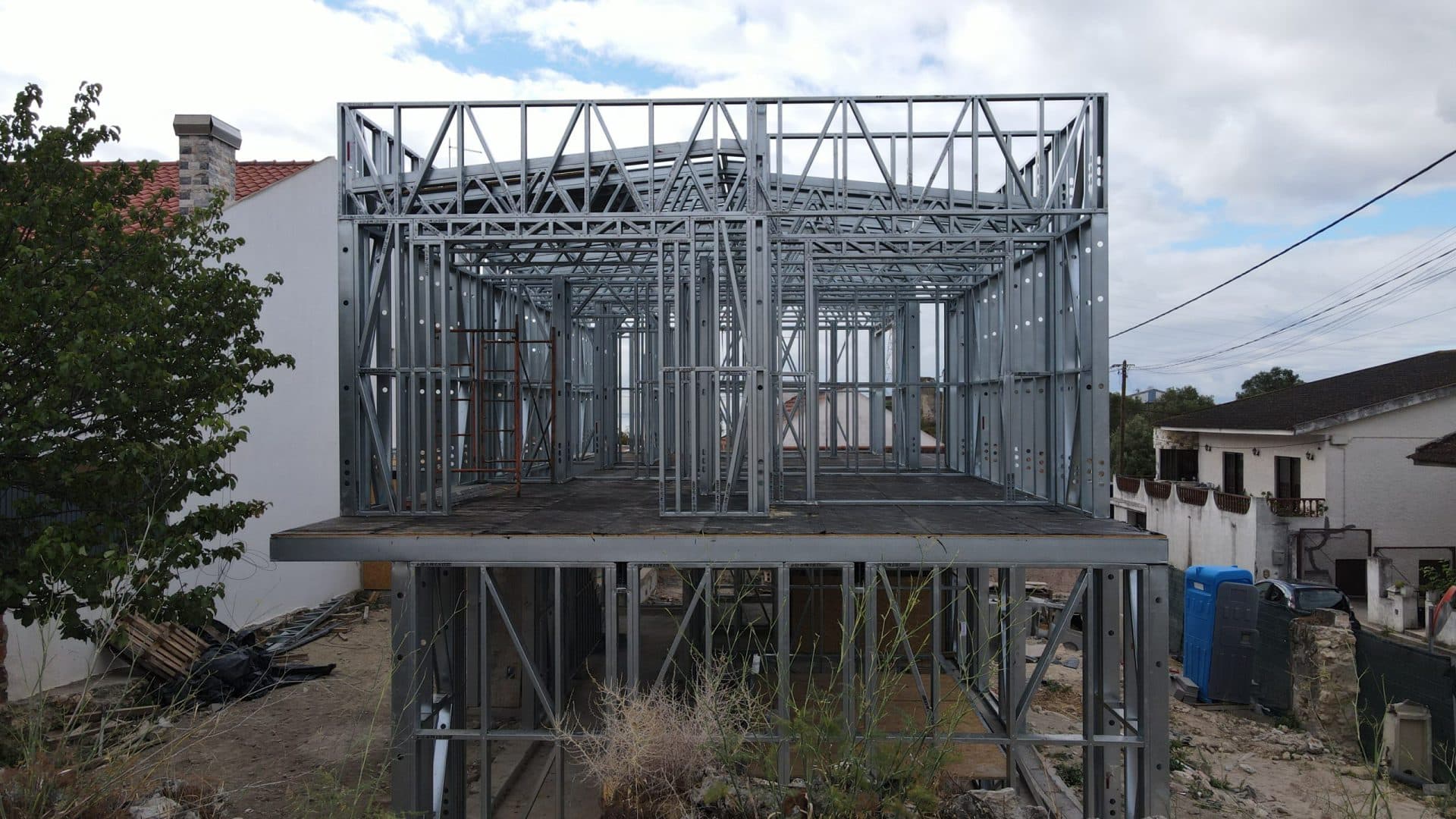 Casa em LSF em fase Estrutura