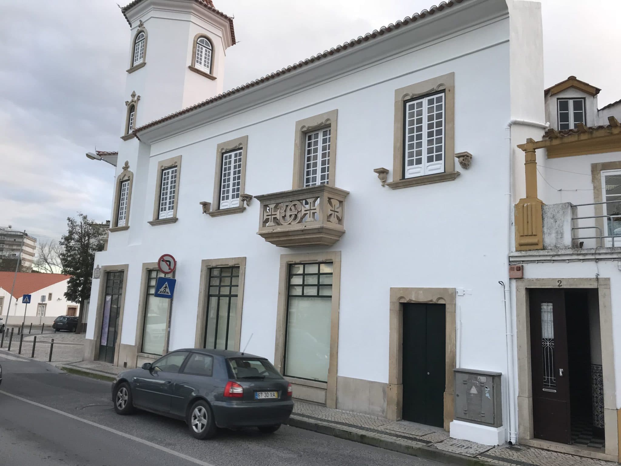 Prédio histórico em fachada principal